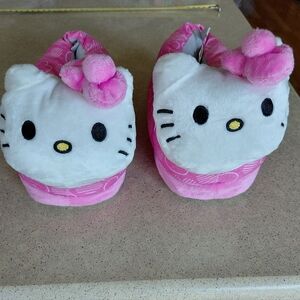 Hello Kitty Pink Slippers for Kids  NWOT